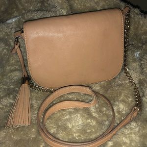Forever 21 Bags - Tan forever 21 purse Forever 21 Bags - Tan forever 21 purse